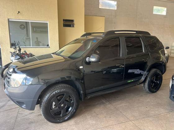 RENAULT DUSTER 2.0 DYNAMIQUE 4X2 16V FLEX 4P AUTOMÁTICO